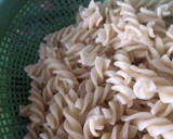 Foto del paso 3 de la receta: Caldo de pollo con pasta y verdura