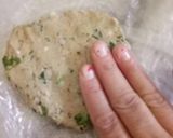 A picture of step 2 of Bajre ki masala roti.