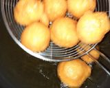 A picture of step 5 of Dahi Bhalla.