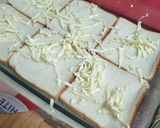 صورة لخطوة 5 من وصفة صينية تست بحشوة الدجاج بالخضار والجبن 🍞🧀🫑