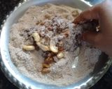 A picture of step 6 of Red poha & oats ladoo.