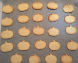Foto del paso 6 de la receta: Galletas de halloween decoradas fácil