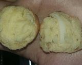 Foto langkah ke 8 dari resep Roti goreng kelapa.