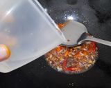 Foto langkah ke 4 dari resep Orek Tempe Kering.