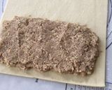 Foto langkah ke 5 dari resep Picnic Roll.