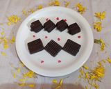 ક્રેકર્સ ચોકોલેટ (Crackers Chocolates Recipe In Gujarati) રેસીપી સ્ટેપ1ફોટો