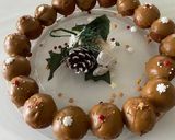A picture of step 4 of Gulab jambu wreath.