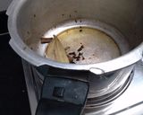 A picture of step 1 of Bhuna gosht.