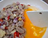 Foto langkah ke 3 dari resep Spaghetti Cabe Bawang.