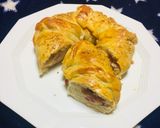 Foto del paso 4 de la receta: Rosca de Pan con Queso, Tocino, Salchichas!