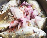 Hình bước làm 1 của món Canh cá kình nấu thơm