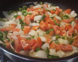Foto del paso 3 de la receta: Guiso de hongos, acelgas y poblanos