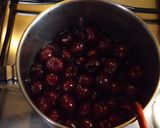 Foto del paso 1 de la receta Tarta de queso de limón y chocolate con cerezas, sin horno