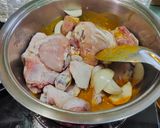 รูปขั้นตอนการทำที่ 3 ของ แกงกะหรี่ไก่