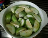 รูปขั้นตอนการทำที่ 2 ของ แกงเนื้อเค็มใบยี่หร่า