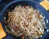 Foto del paso 5 de la receta: Chow mein de pollo (fideos chinos fritos con pollo)