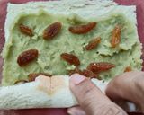 Foto langkah ke 11 dari resep Roti Gulung Crispy Vla Matcha.