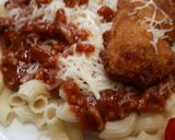 Bolognai csirkecombfilé, szarvacska tésztával recept fázis 4 fotója