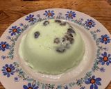 Une image de l'étape 8 de Crèmes pistache vanille et raisins de corinthe.