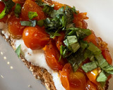 Foto del paso 3 de la receta: Bruschetta de tomates a la mostaza