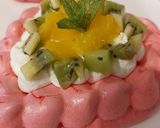 Une image de l'étape 8 de Pavlova d'amour 💕 aux fruits de saison.