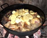 Foto del paso 3 de la receta: Pollo a la sidra en disco de arado