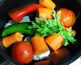 Foto del paso 3 de la receta: Crema de besugos con zanahorias y puré de patatas