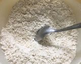 Foto del paso 1 de la receta: Galletitas de avena y miel