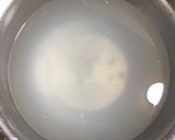 A picture of step 2 of Lemon Drink.