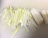 A picture of step 5 of Japanese Red Snapper Soup Noodle.