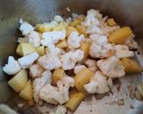 Glutén-, tej- és tojásmentes karfiolkrémleves bacon chips-szel recept fázis 1 fotója