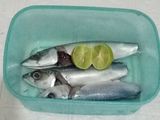Ikan Salem kuah teh asam pedas