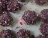 Foto langkah ke 3 dari resep Bola-bola coklat.