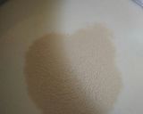 Foto langkah ke 2 dari resep Apem Putih / Pak Thong Koh / Steamed White Sugar Cake.