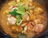 รูปขั้นตอนการทำที่ 5 ของ แกงกะทิไก่ใส่สะตอ