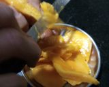 A picture of step 2 of Fresh mango creamy pudding.