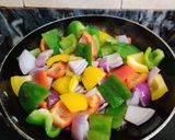 A picture of step 7 of Stir Fry Pepper Chicken.