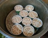 Foto langkah ke 6 dari resep Bolu Kukus Batik.
