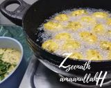 A picture of step 2 of Two Lentils Dahi Badey/Vade.