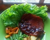 Foto langkah ke 4 dari resep Steak Daging dengan Saus Steak (Brown Sauce) recook mbak Sri.