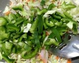 A picture of step 2 of Vegetable pasta.