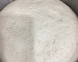 صورة لخطوة 1 من وصفة بيتزا بحجم عاءلي اممم😋😋😋😋