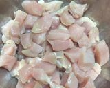 A picture of step 1 of Kung Pao Chicken.