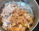 Foto langkah ke 1 dari resep Sop ayam+ Daging Maling kembang tahu (non halal).
