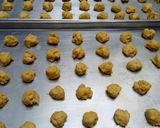Foto langkah ke 5 dari resep Corn Flakes Cookies.