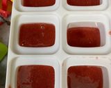A picture of step 7 of Strawberry Popsicles.