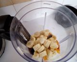 A picture of step 2 of Easter special milkshake.