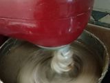 Brownies Kukus Putih Telur