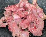 Foto del paso 1 de la receta: Caldereta de conejo con patatas