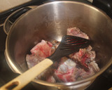 Foto del paso 4 de la receta: Guiso de judías secas con huesos y verduras